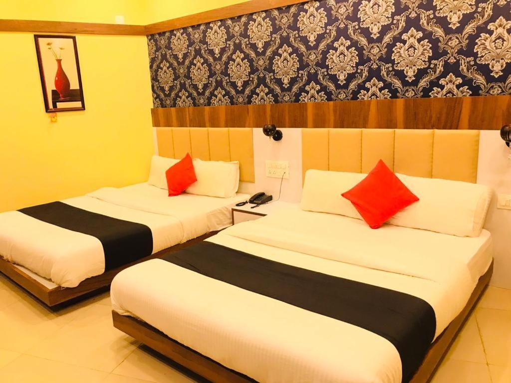 Hotel Keerthana Puttur Puttur  Zewnętrze zdjęcie